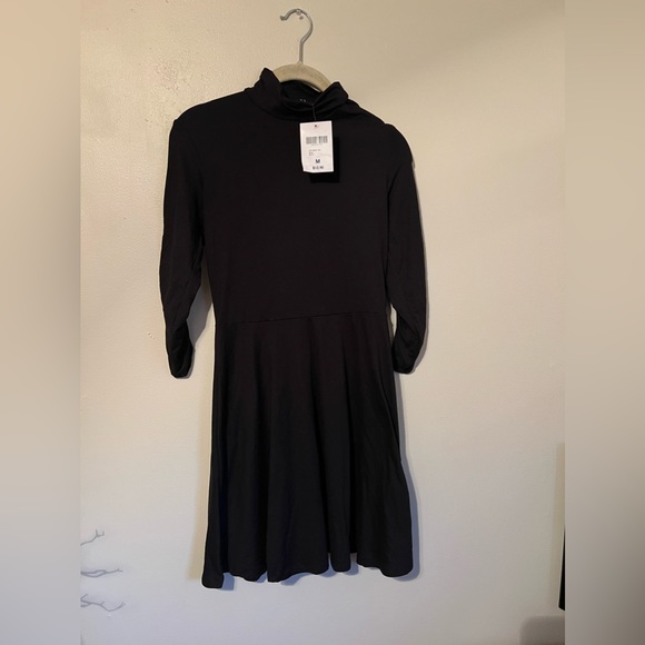 Forever 21 Dresses & Skirts - Forever 21 Black Turtle Neck Dress (Size Medium)